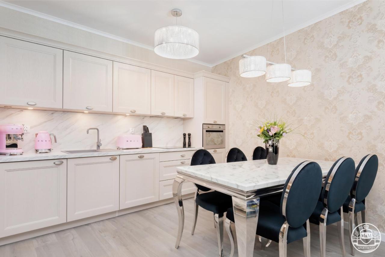 Hotel apartamentowy Nadmorskie Tarasy - M&m Kołobrzeg